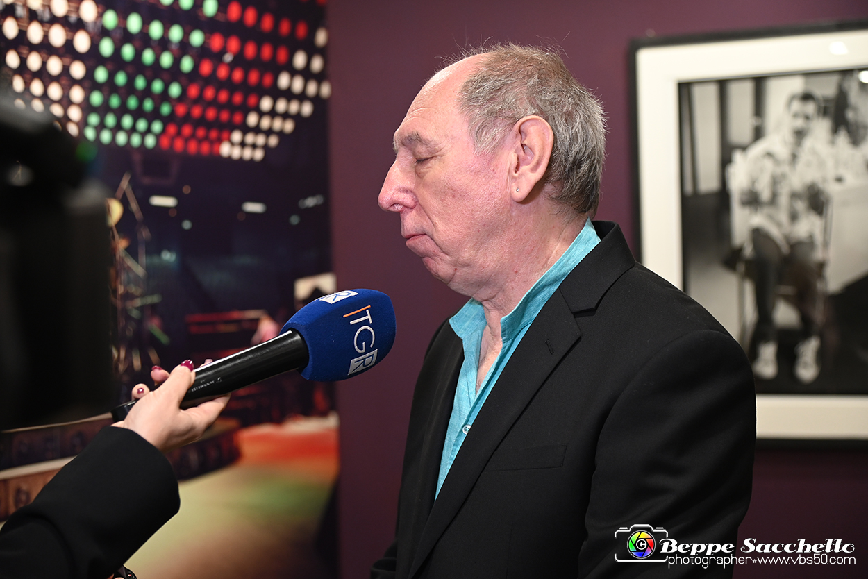 VBS_1723 - Mostra Peter Hince - Queen Experience.jpg
